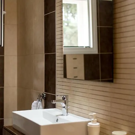 Rock In The Yard Дом отдыха *